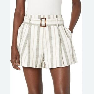 J.O.A. Pleated Striped Shorts with Belt Women’s Large